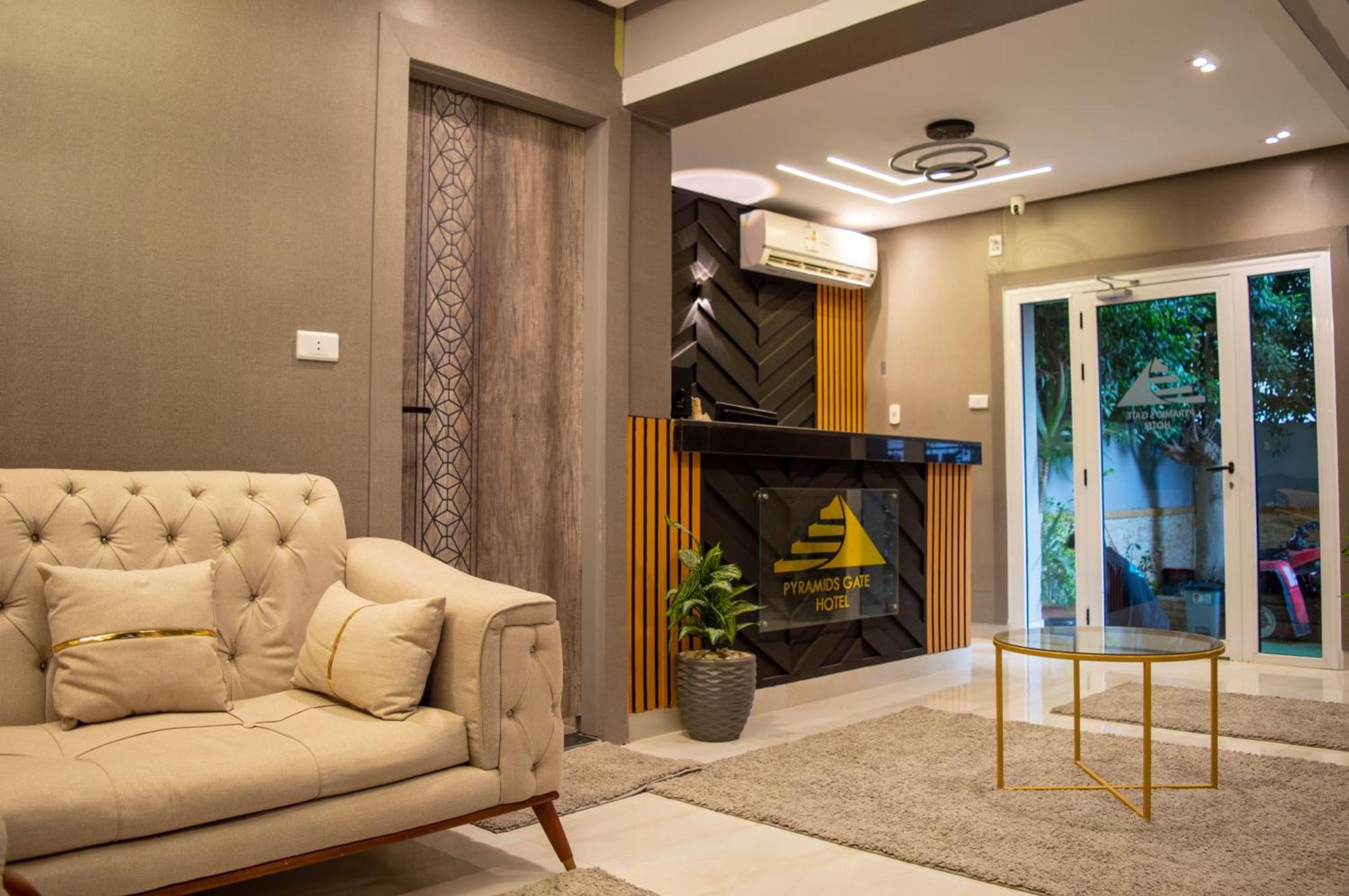 The Pyramids Gate Inn Kafret el-Gabal Exterior foto